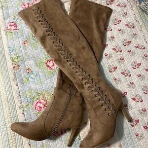 Sexy Thigh High Lace-Up Heel Boots in Brown